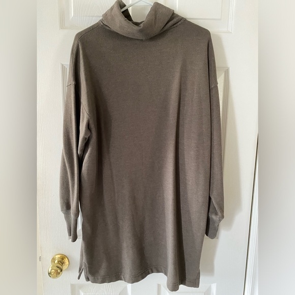 Aerie turtle neck sweater dress size small - Picture 2 of 4